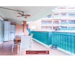 Encantardor apartamento con gran terraza