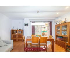 Encantardor apartamento con gran terraza