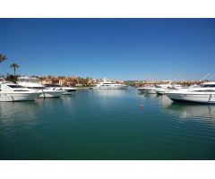 Apartamento en Alquiler en Puerto Sotogrande, Cádiz