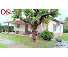 Casa con piscina y zona verde en urbanización Agora Parc, Tordera