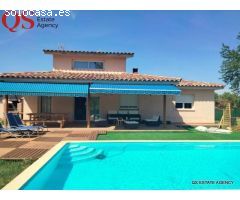 Casa en urbanización Llac del Cigne, Caldes de Malavella