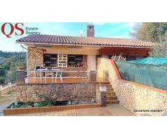 Casa con jardín en urbanización Mas Altaba, Maçanet de la Selva