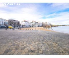 Hotel con encanto de 3 estrellas a pocos metros de la playa De la Riba, LEscala