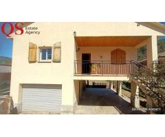 Casa con piscina en la Urbanización Riuclar de Massanes