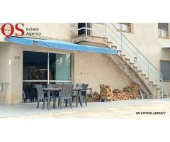 Casa con dos viviendas y terreno amplio en la urbanización Riuclar, Massanes