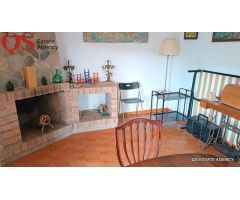 Casa con dos viviendas y terreno amplio en la urbanización Riuclar, Massanes
