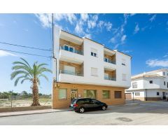 Piso en Venta en Jacarilla, Alicante