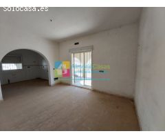 Villa en Venta en Arboleas, Almería