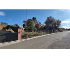 Parcela de terreno de 920 m2 en venta en Sils.