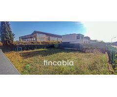 Parcela de terreno de 400 m2 en venta en Santa Coloma de Farners.