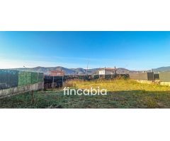 Parcela de terreno de 400 m2 en venta en Santa Coloma de Farners.
