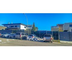 Parcela de terreno de 400 m2 en venta en Santa Coloma de Farners.