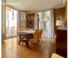 Piso autentico de 125m2, corazon de la de Barcelona.