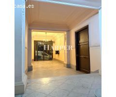 Piso con 3hab y Gran Potencial para Renovar en Gracia