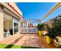 Piso con 3hab y terraza de 21m2 con vistas a Montjuic y Tibidabo