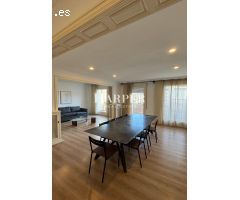 Elegante y Luminosa Residencia de 5 Dormitorios en Gran Vía