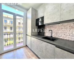 Piso luminoso y renovado de 2 habitaciones en Eixample