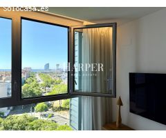 Moderno Apartamento Frente al Mar con Vistas Panorámicas en la Barceloneta