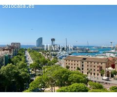 Moderno Apartamento Frente al Mar con Vistas Panorámicas en la Barceloneta