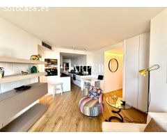 Moderno Apartamento Frente al Mar con Vistas Panorámicas en la Barceloneta
