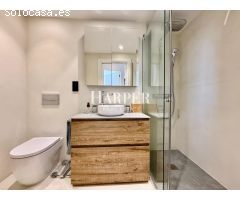 Moderno Apartamento Frente al Mar con Vistas Panorámicas en la Barceloneta
