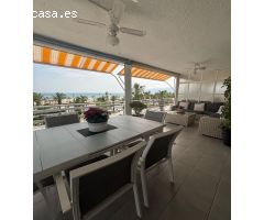 ¡Exclusiva vivienda reformada con vistas al mar en pleno Paseo Jaime I, Salou!