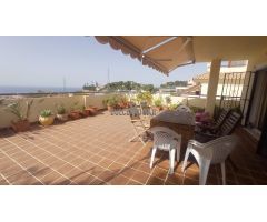GRAN CHALET PAREADO CON VISTAS AL MAR EN MIRAFLORES DEL PALO