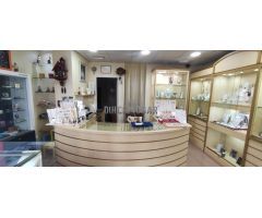 TRASPASO DE LOCAL AVDA. MÁLAGA, 131 JOYERIA ABRIL