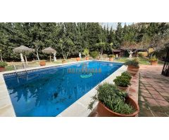 MAGNIFICA VILLA EN SERRAMAR