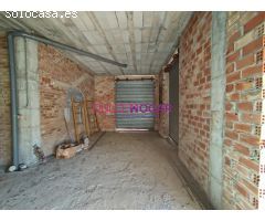 MAGNIFICO LOCAL CON POSIBILIDADES DE HACER 2 APARTAMENTOS