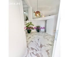 CASA TOTALMENTE  RENOVADA CON 2 APARTAMENTOS INDIVIDUALES