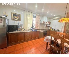 Chalet en Venta en Alcalá de Guadaira, Sevilla