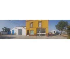 Nave industrial en Venta en Marchena, Sevilla