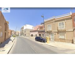 Venta casa  en Almeria