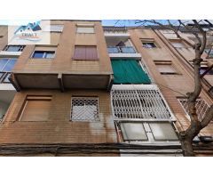 Venta Local Comercial en Santa Coloma de Gramenet (Barcelona)