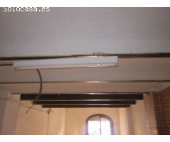 Local comercial en Venta en Valencia de las Torres, Valencia