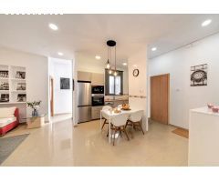 Casa en Venta en Valencia de las Torres, Valencia