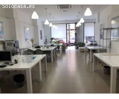 Local comercial en Venta en Valencia de las Torres, Valencia