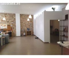 Local comercial en Venta en Valencia de las Torres, Valencia
