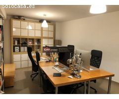 Local comercial en Venta en Valencia de las Torres, Valencia