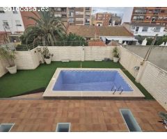 SE VENDE CASA- CHALET INDEPENDIENTE DEL 2003 EN BENIMAMET CON JARDIN Y PISCINA