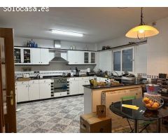 Piso en Venta en Valencia de las Torres, Valencia