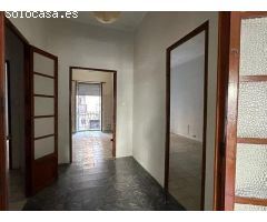 ATENCION INVERSORES!!! SE VENDE CASA INDEPENDIENTE  CON DOS REGISTROS