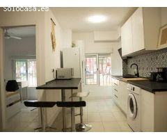 Piso en Venta en Valencia de las Torres, Valencia