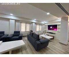 IMPRESIONANTE VIVIENDA EN ALQUILER O VENTA EN PLENO CENTRO-MERCADO COLON
