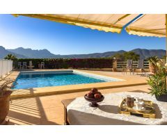 Chalet en Venta en Calpe / Calp, Alicante