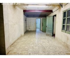 Almacen en Venta en Elche de la Sierra, Alicante