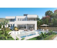 Villa en Primera Línea de Golf en Venta en Calahonda, Mijas