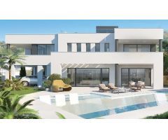Villa en Primera Línea de Golf en Venta en Calahonda, Mijas