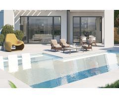 Villa en Primera Línea de Golf en Venta en Calahonda, Mijas